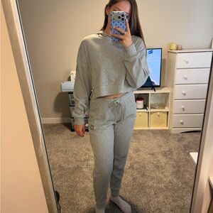 Alo Muse jogger and hoodie set